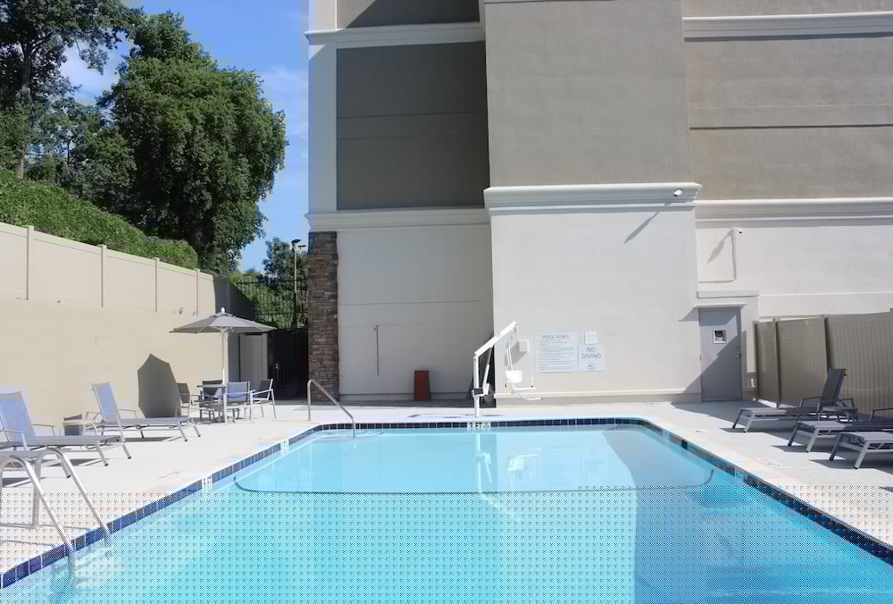 Holiday Inn Express Athens University Area 28/56