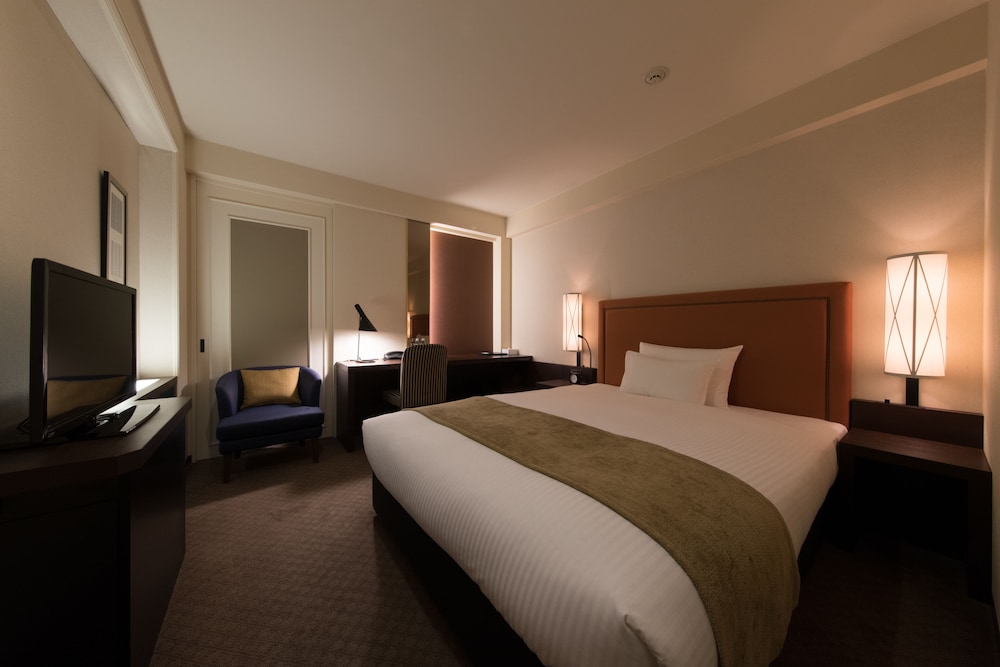 Jr Kyushu Hotel Blossom 22/60