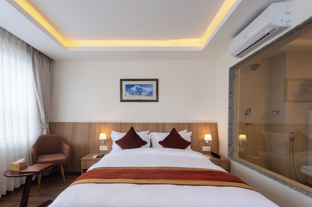 Hotel Crystal Pashupati 28/67