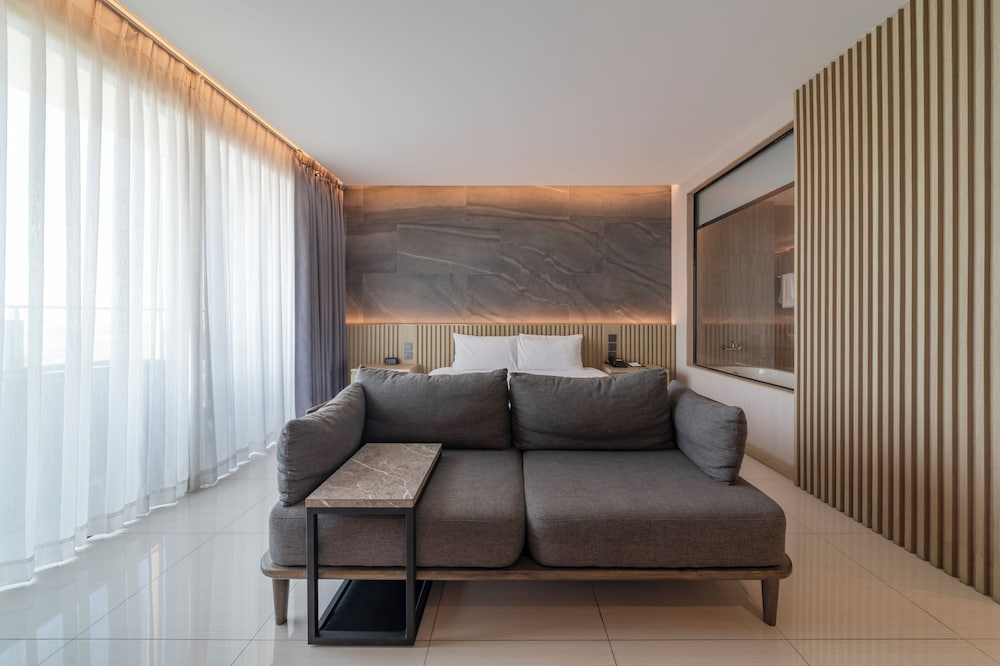 Mandarin Eastville Pattaya 34/72