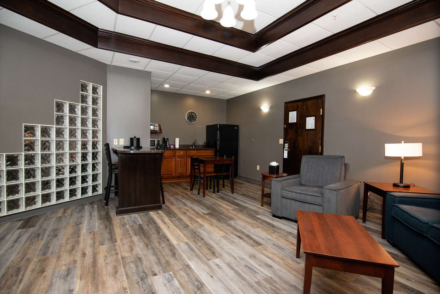 Best Western Plus Plattsburgh 5/47