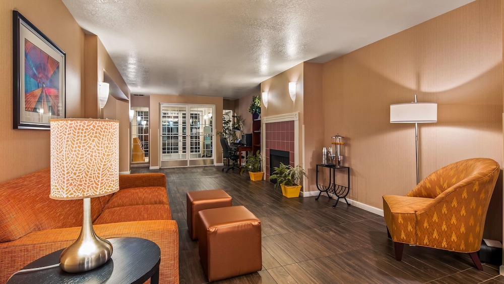 Best Western Luxury Inn 29/37