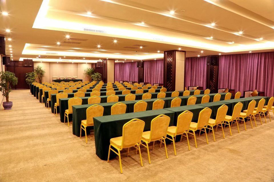 Grace Hotel, Optics Valley, Wuhan 35/37