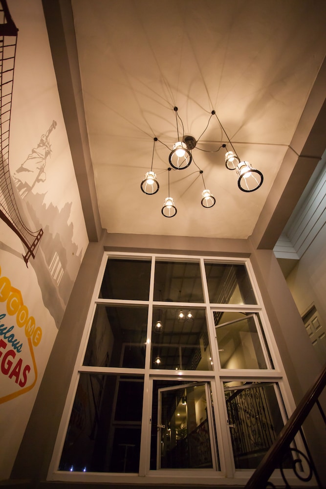 The Loft Room Ubon 2/15