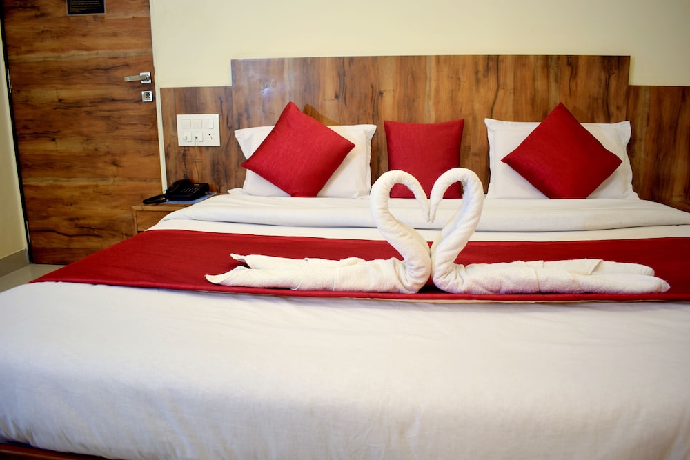 Hotel Shree Pratham Milan 17/28