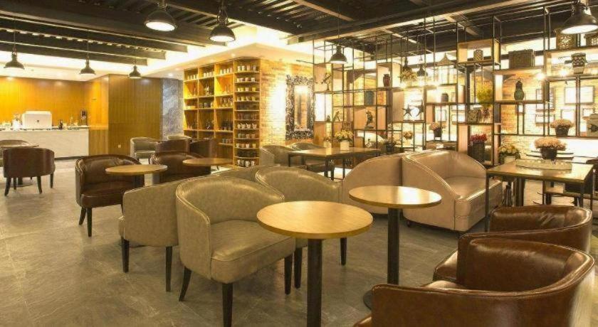 James Joyce Coffetel (Changde Liuye Lake) 41/52