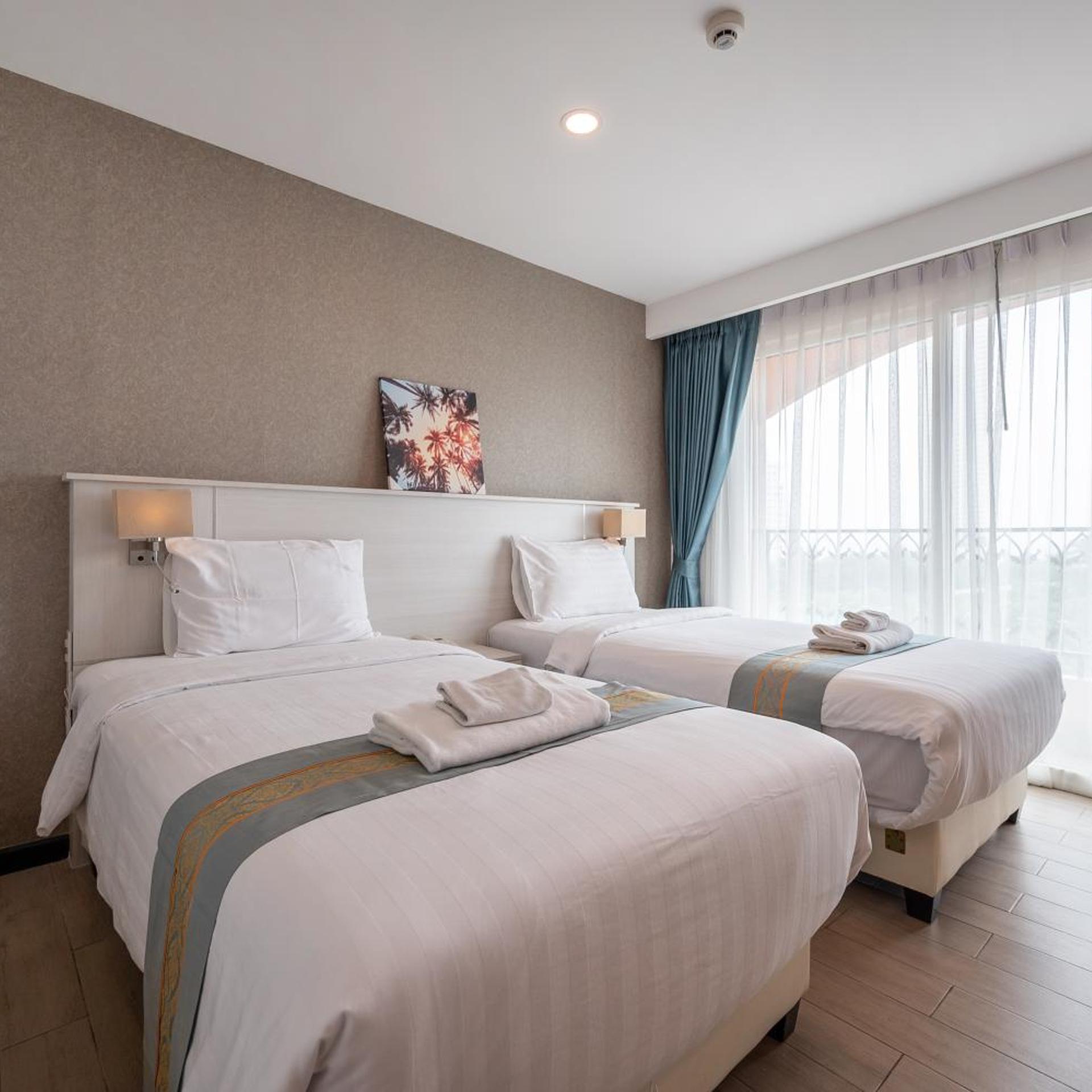 Room, Twin Beds