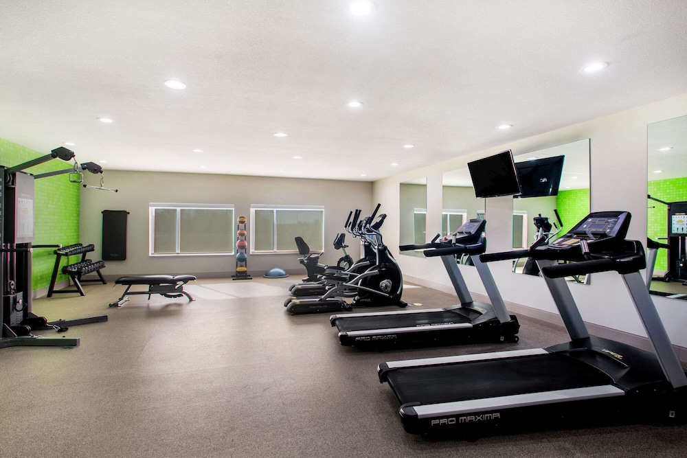 La Quinta Inn Suites By Wyndham Pittsburg 28/51