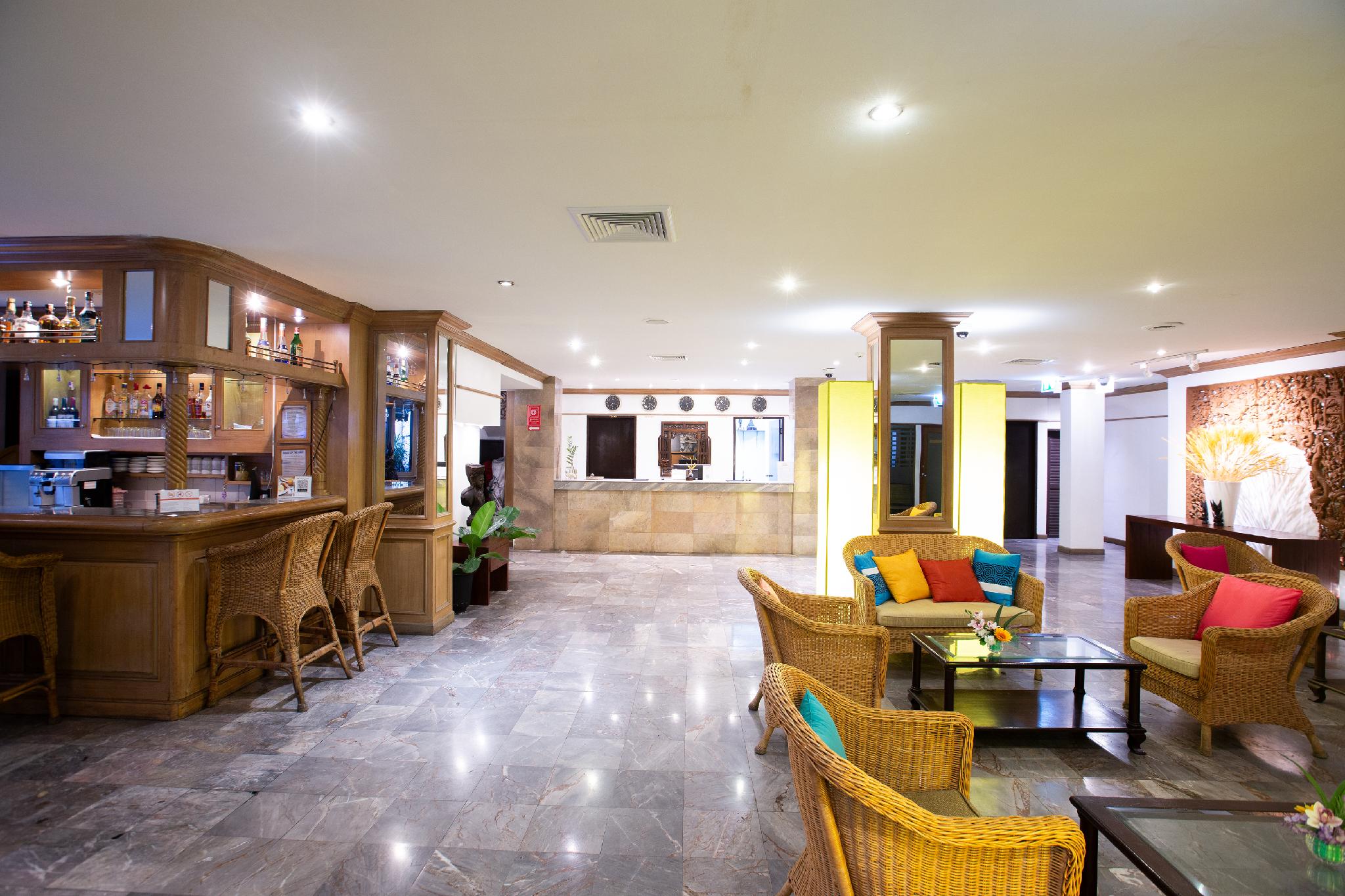 Lobby at The Tarntawan Hotel Surawong Bangkok, BANGKOK