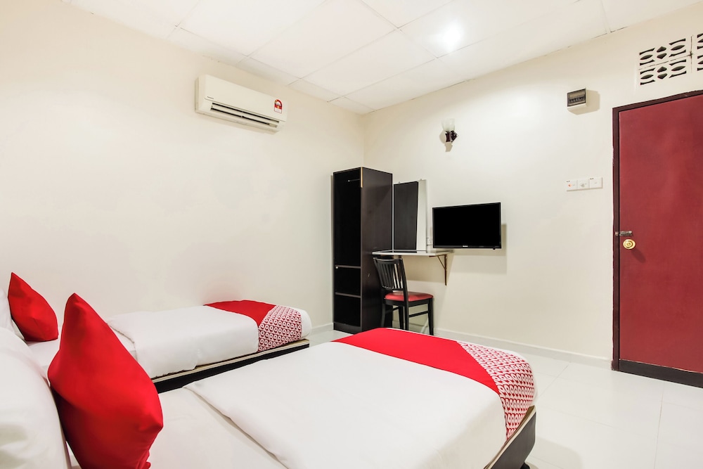 Super OYO 89427 Kavanas Hotel Taiping 12/36