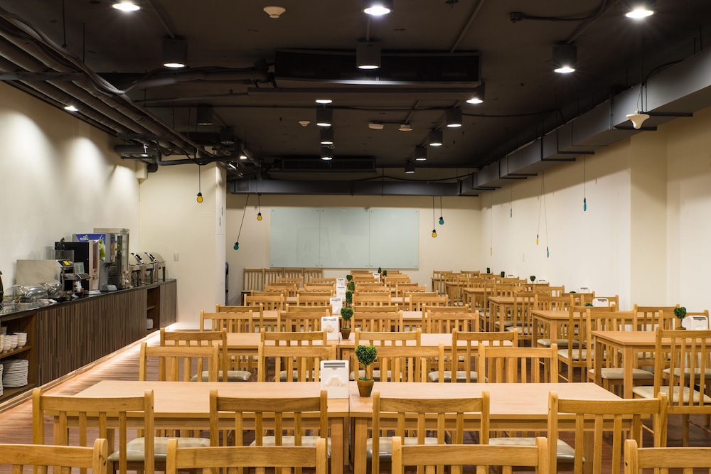 Xinshe Hotel Hsinchu 46/49