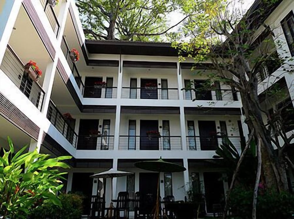 296 The Radtanaiya Residence 4/42