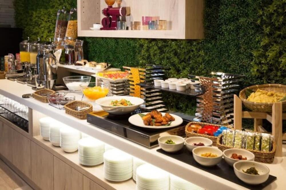 S-PERIA HOTEL HAKATA 34/45