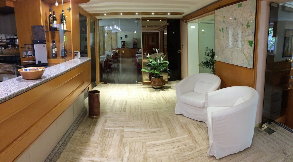Hotel Citta Studi 70/70