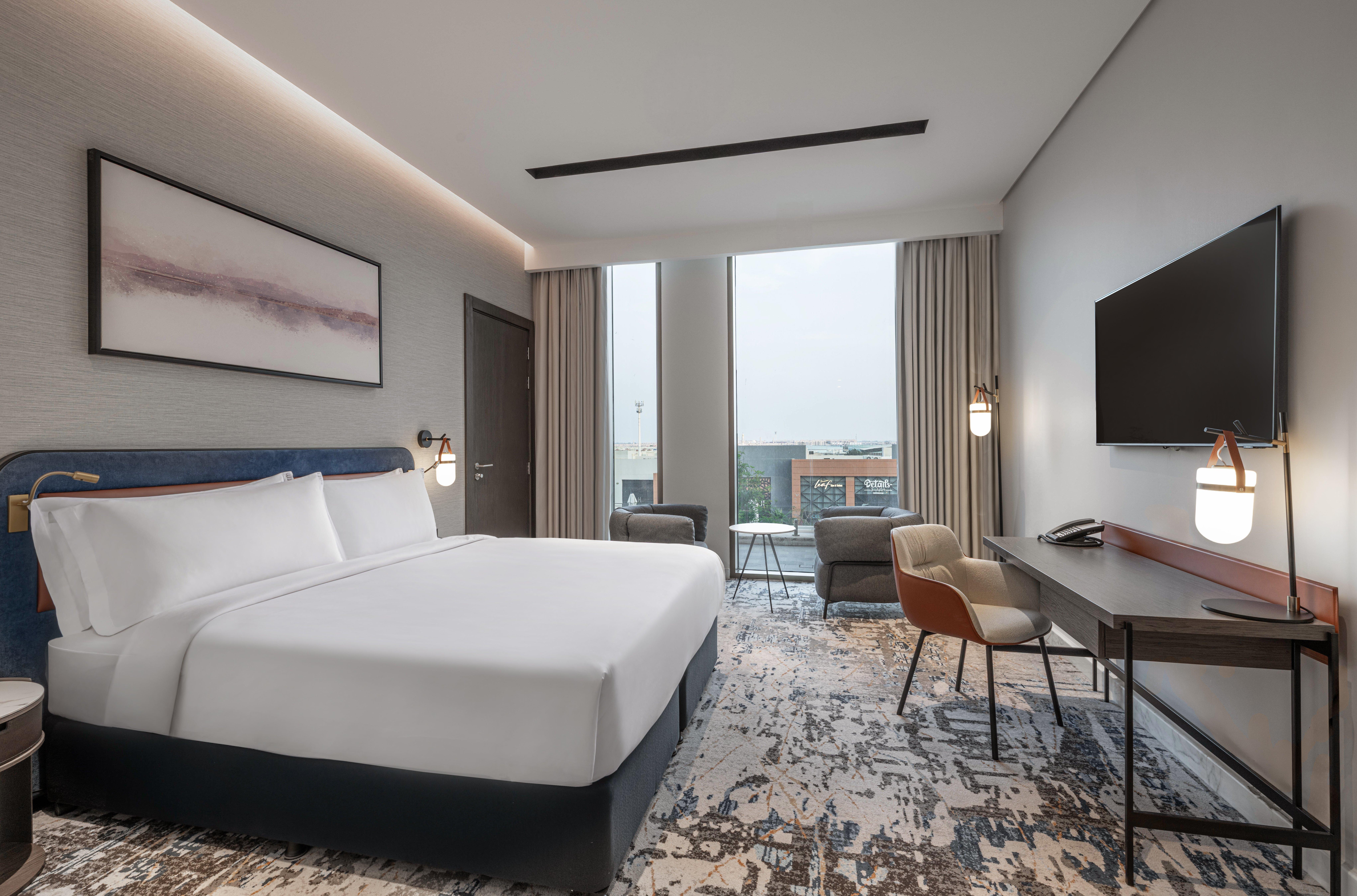 1 Bedroom, Suite, Pool View