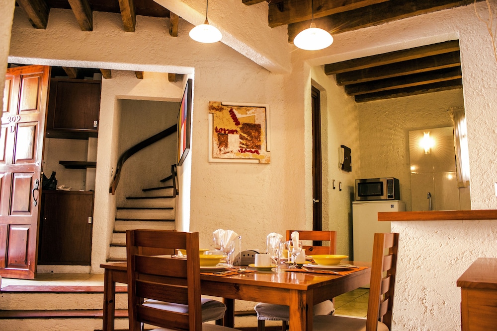 Hotel Casa Divina Oaxaca(formerly Villa Vera Oaxaca) 63/73