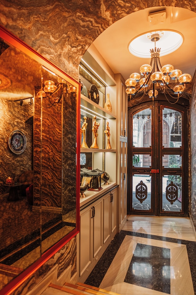 Hotel De Reve Galata Special Class, Istanbul 10/60