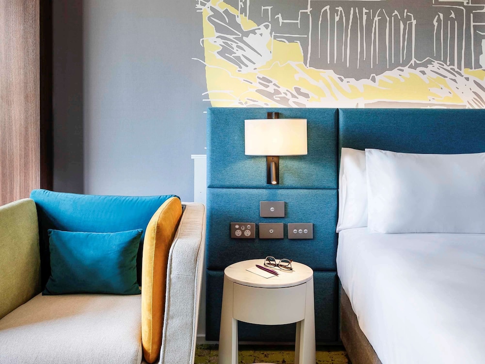 Mercure Auckland Queen Street 28/70