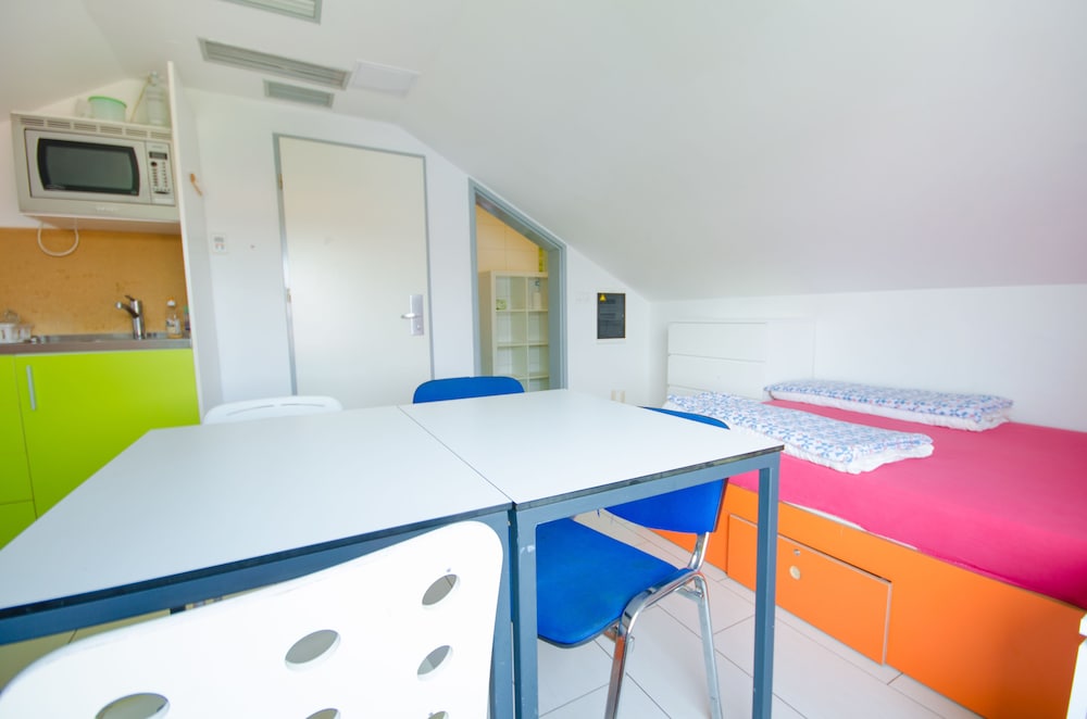 Simbol Rooms 19/41