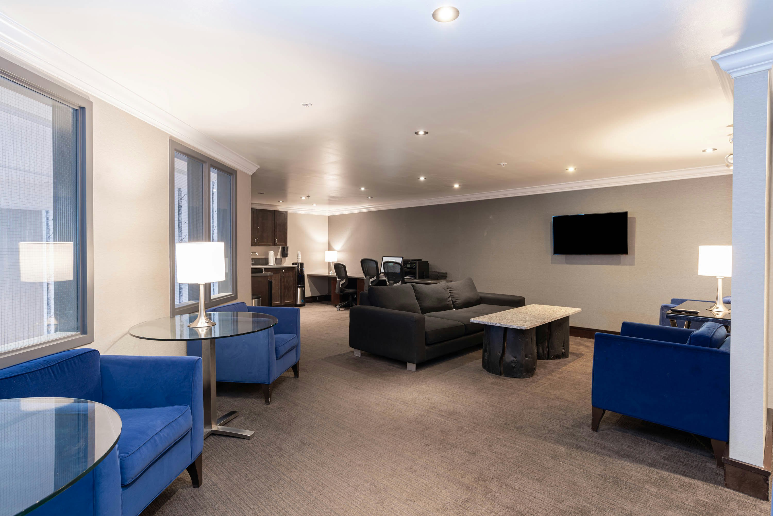 Sandman Signature Edmonton South 44/48
