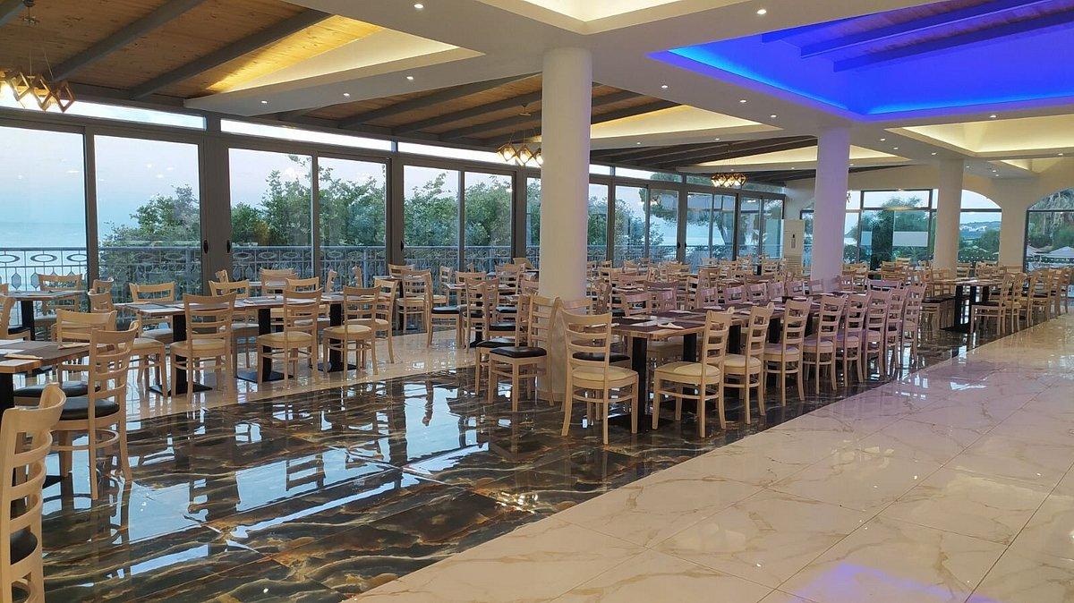 Ninos Grand Beach Hotel & Resort 15/23