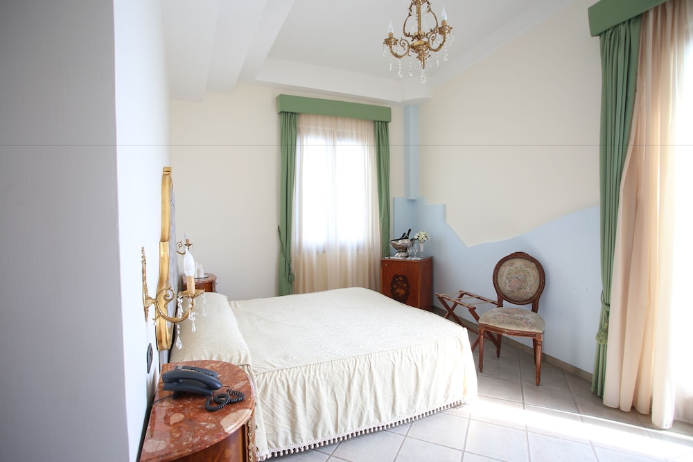 Grand Hotel Sant Orsola 16/25