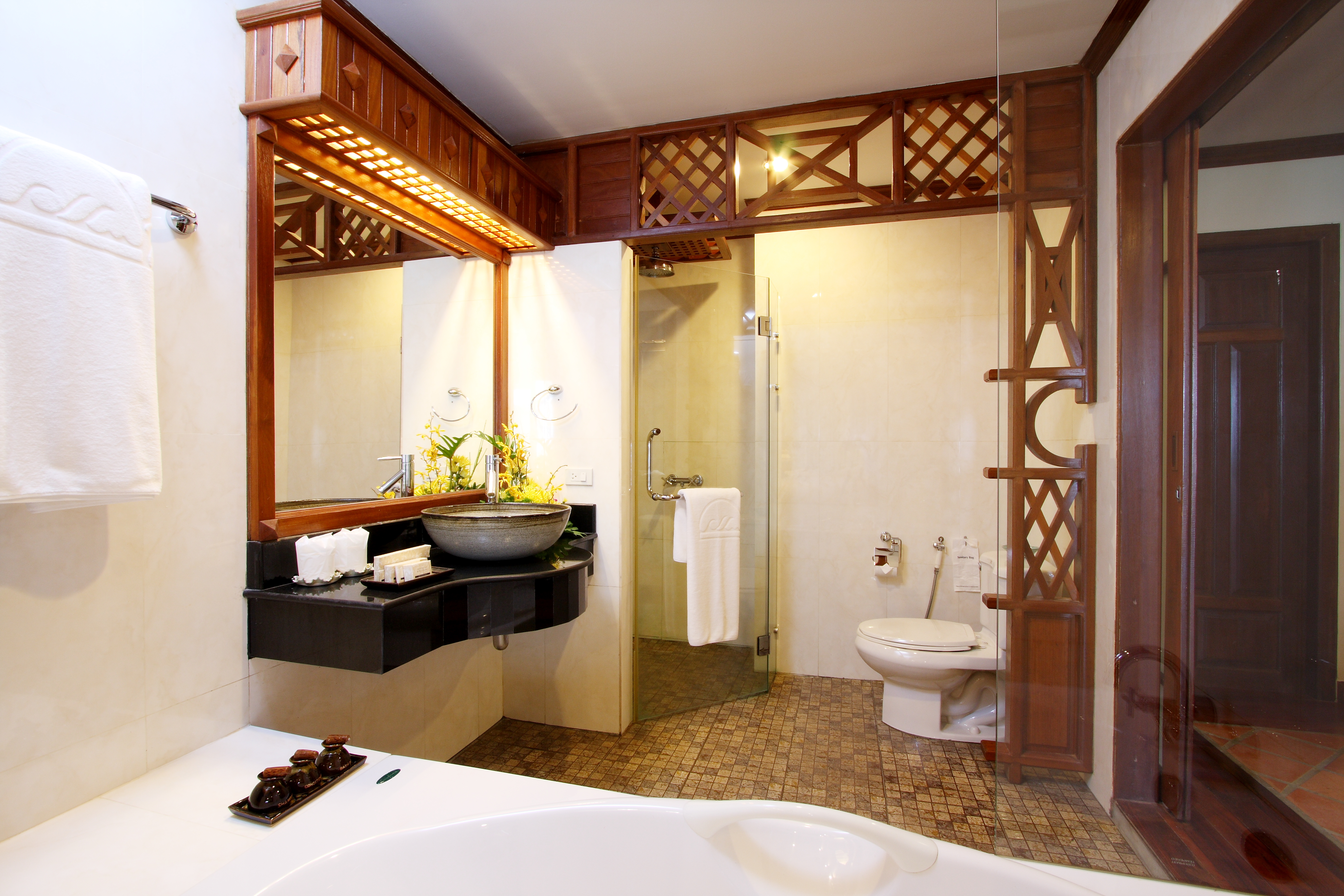 Deluxe Garden Room، The Hotspring Beach Resort and Spa 5/8