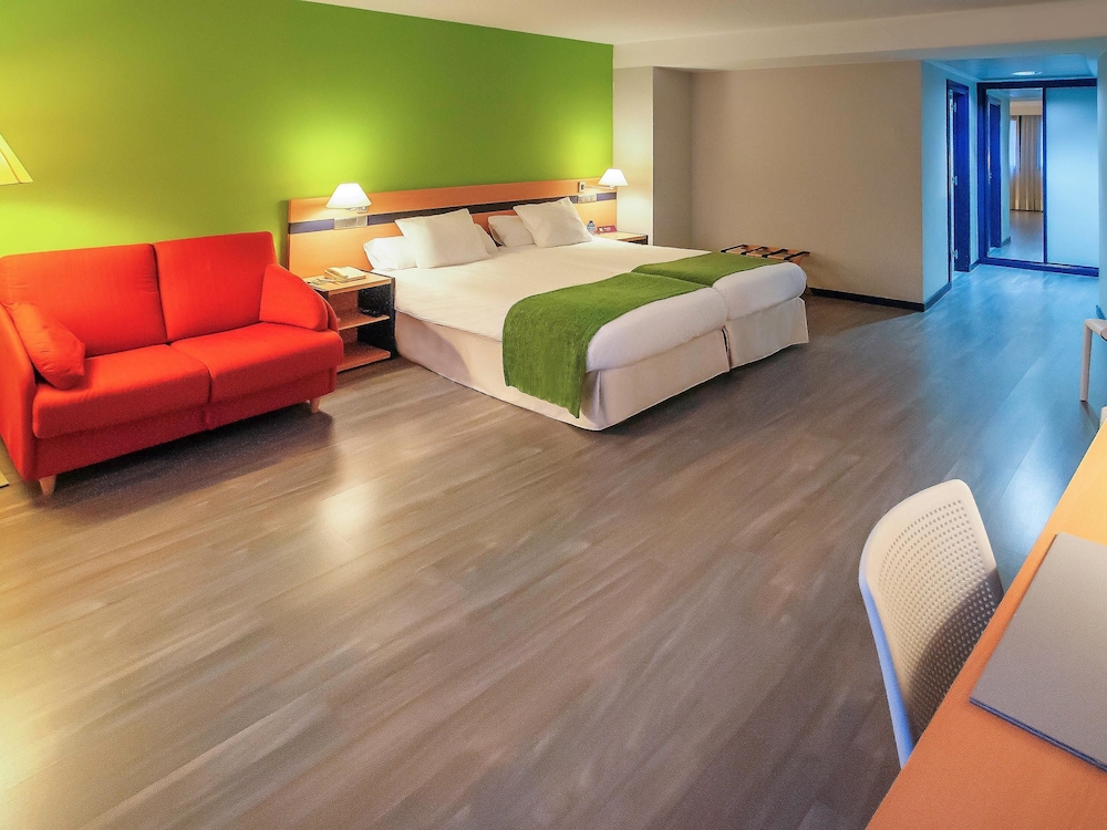 ibis Styles Zaragoza Ramiro I 18/65