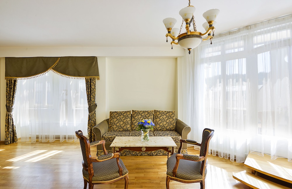Hotel Residence Romanza 50/62