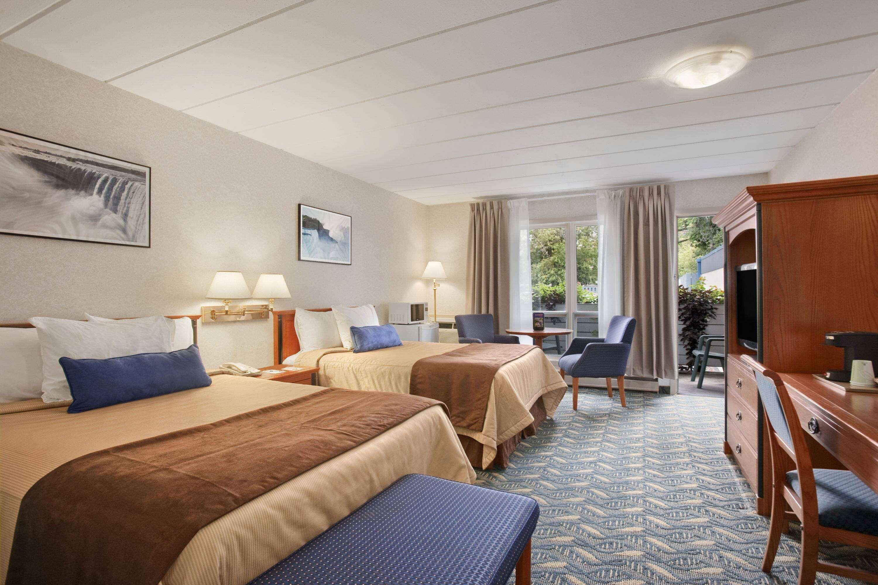 1 Bedroom, Suite, 4 Double Beds
