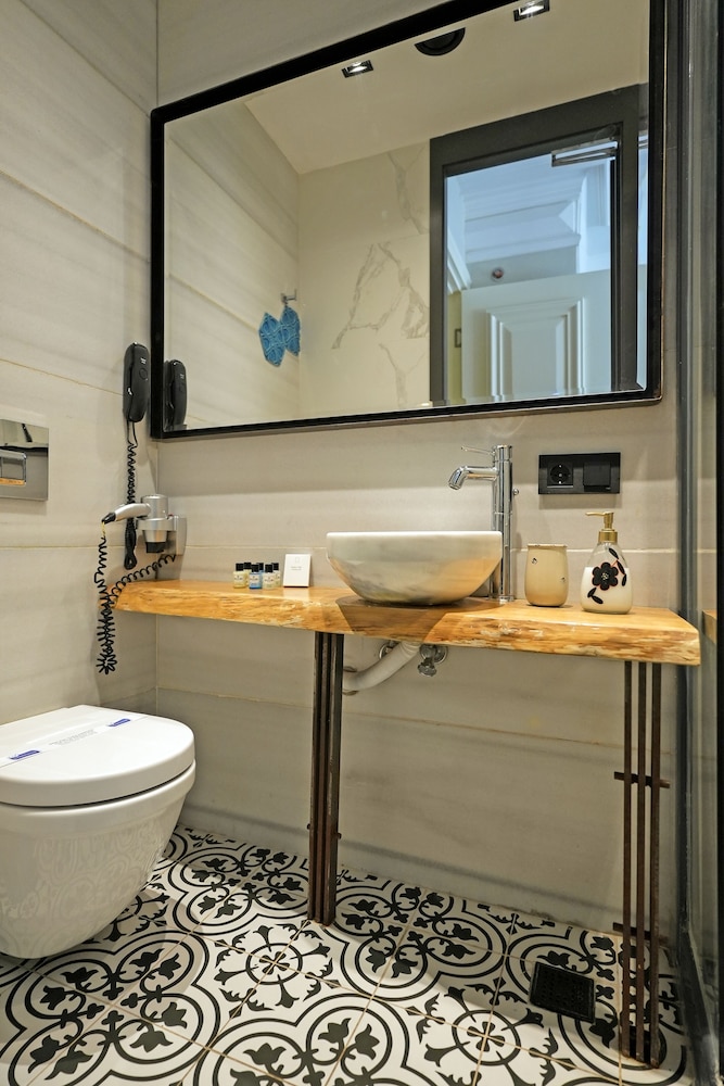 Taksim Avenue Hotel 47/50