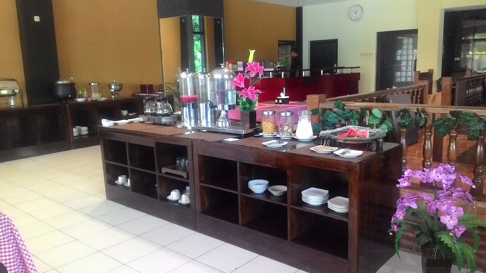 HOTEL BANDARA SYARIAH 39/48