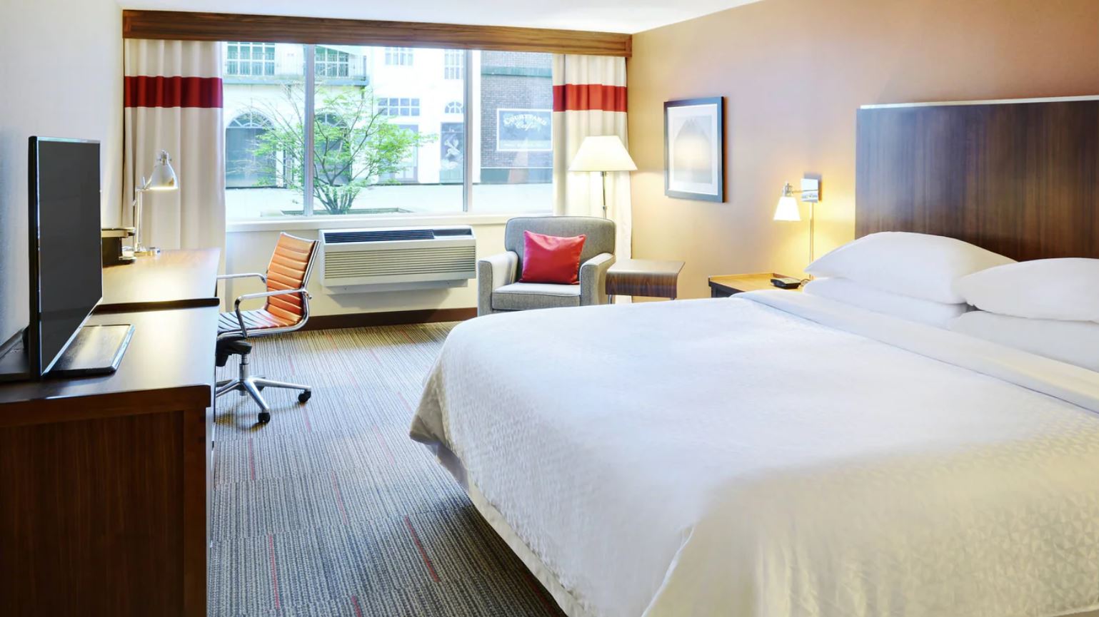 Room at Four Points by Sheraton Halifax, HALIFAX - NS