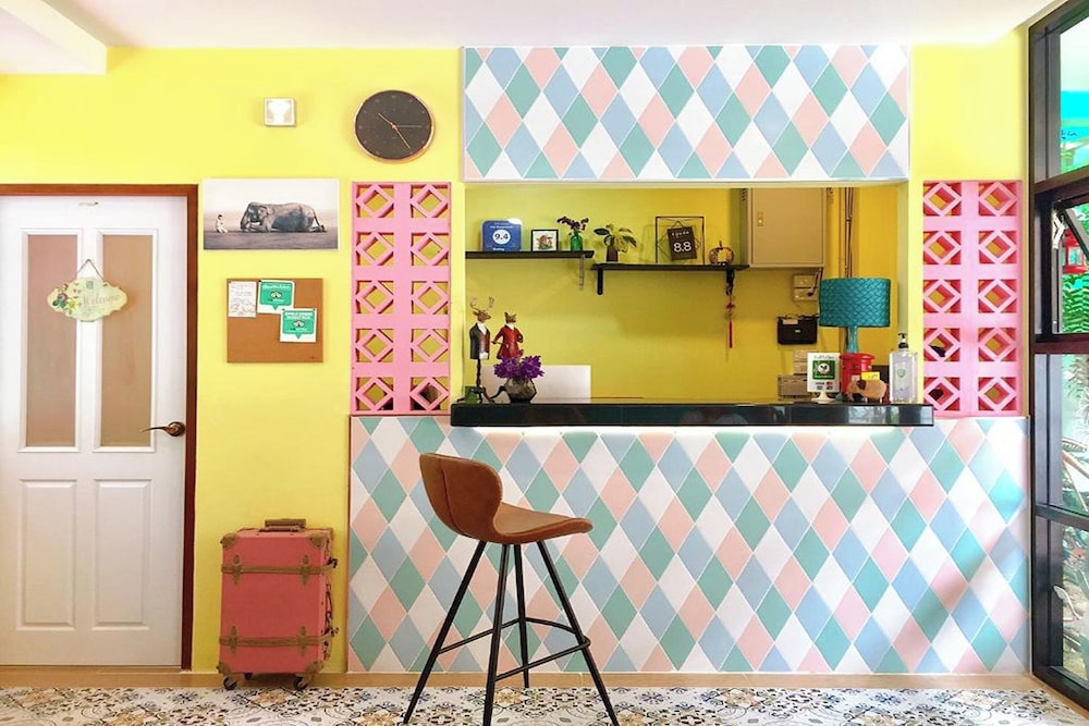 Chor Chang House 6/87