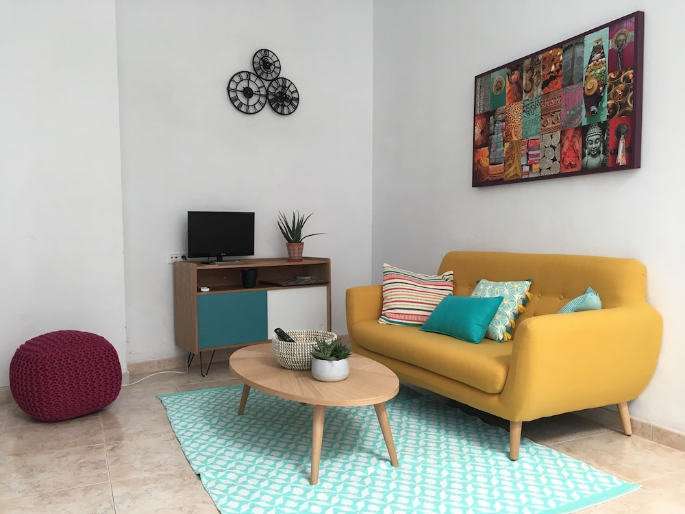 La Moraga De Poniente Malaga Hostel 52/71