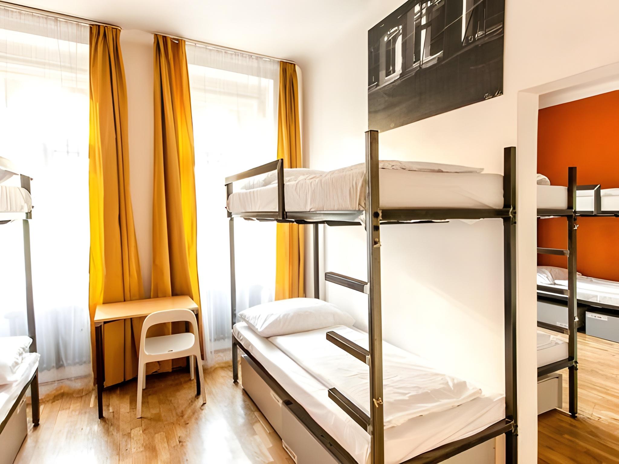 Female Dorm, Female Only, 10 Beds