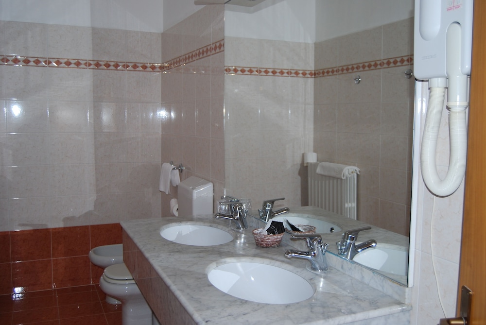 Garda Sol Apart-hotel Beauty And SPA 45/47