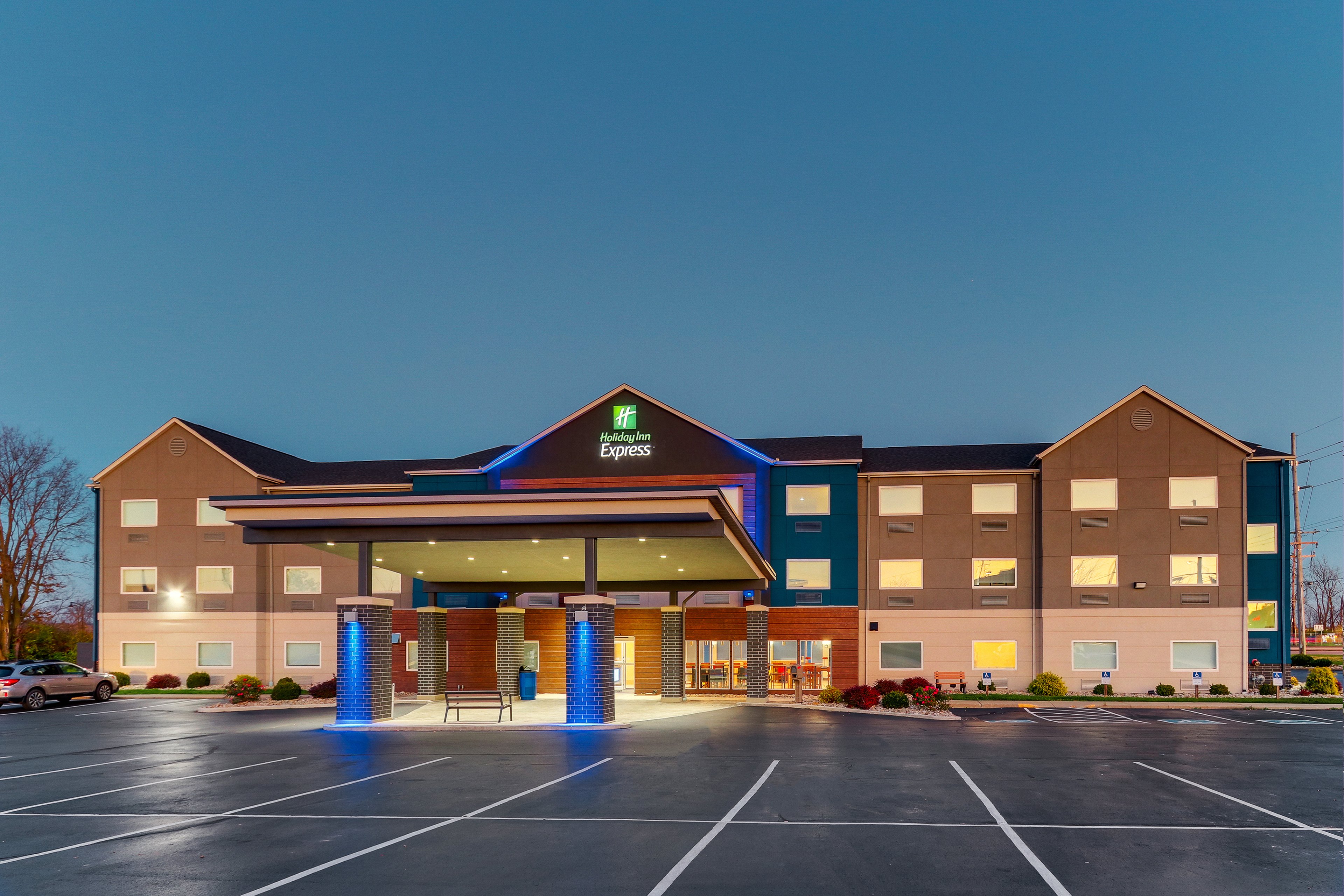 Holiday Inn Express Cincinnati North - Monroe 50/51