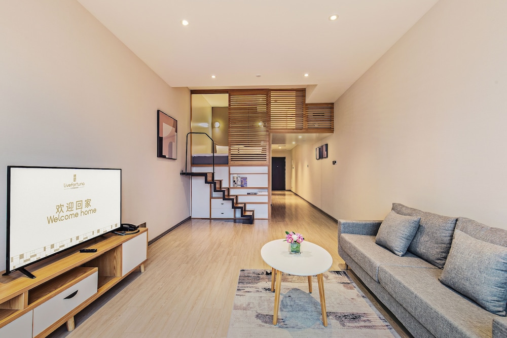 LiveFortuna Hotel 36/57