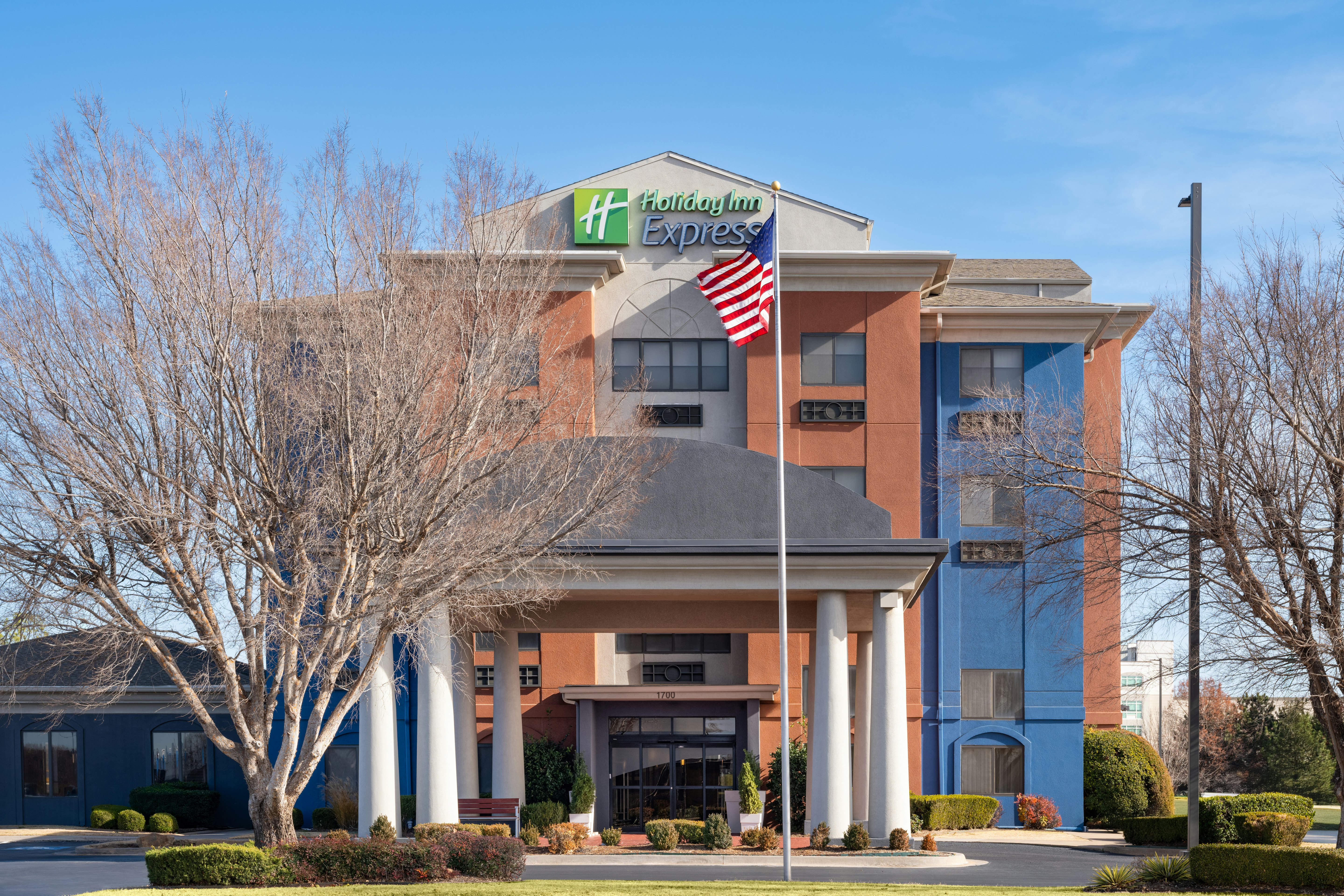 Holiday Inn Express & Suites Midwest City, an IHG Hotel 6/62