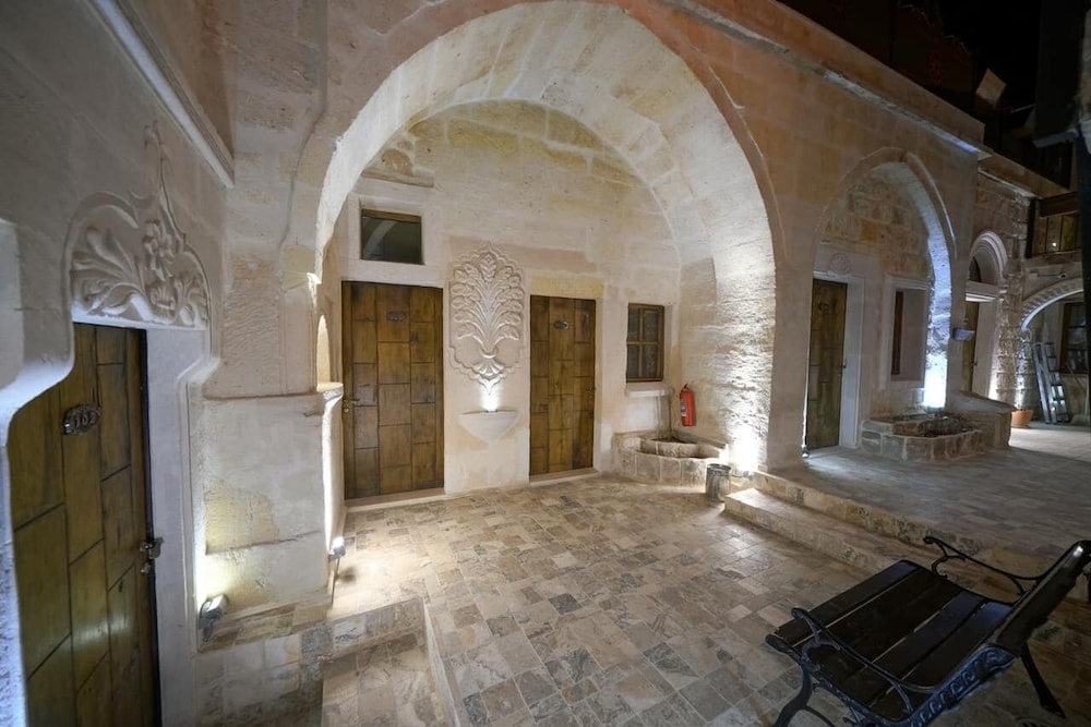 Arte Cave Hotel 12/50