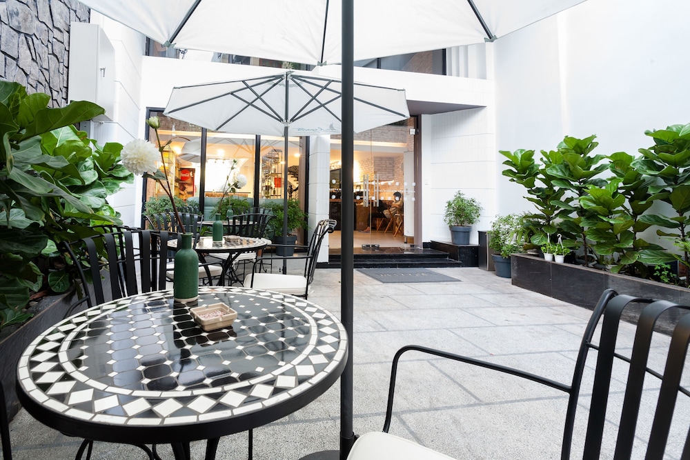 La Regatta Boutique Residences 38/72
