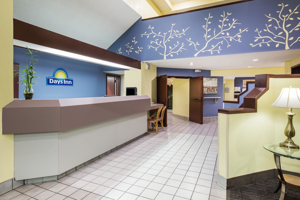 Days Inn By Wyndham Blue Springs 6/29