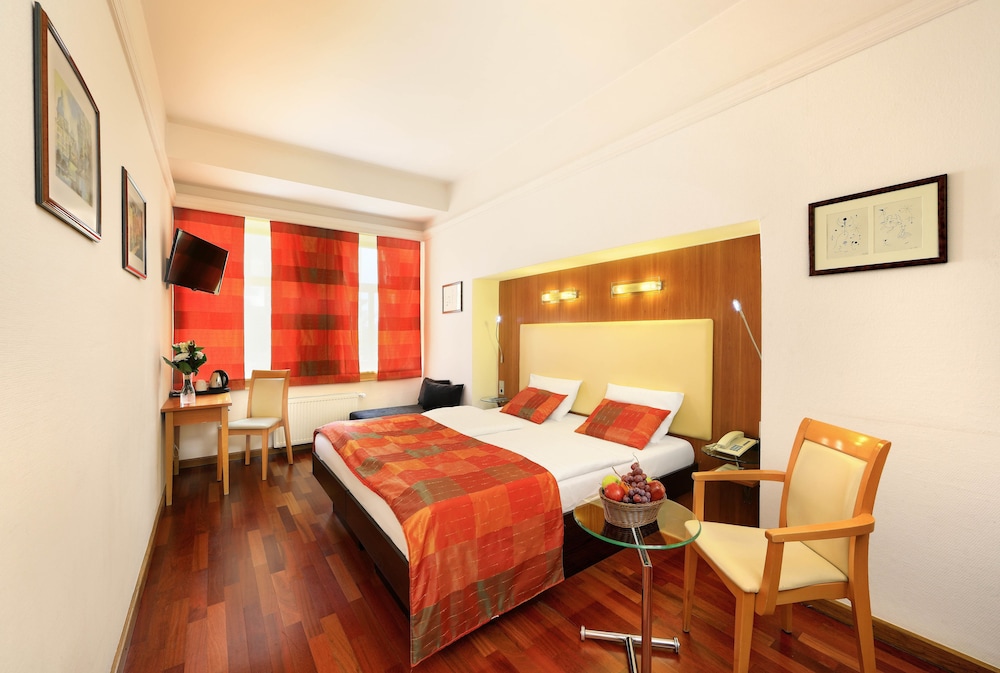 Ametyst Hotel 28/71