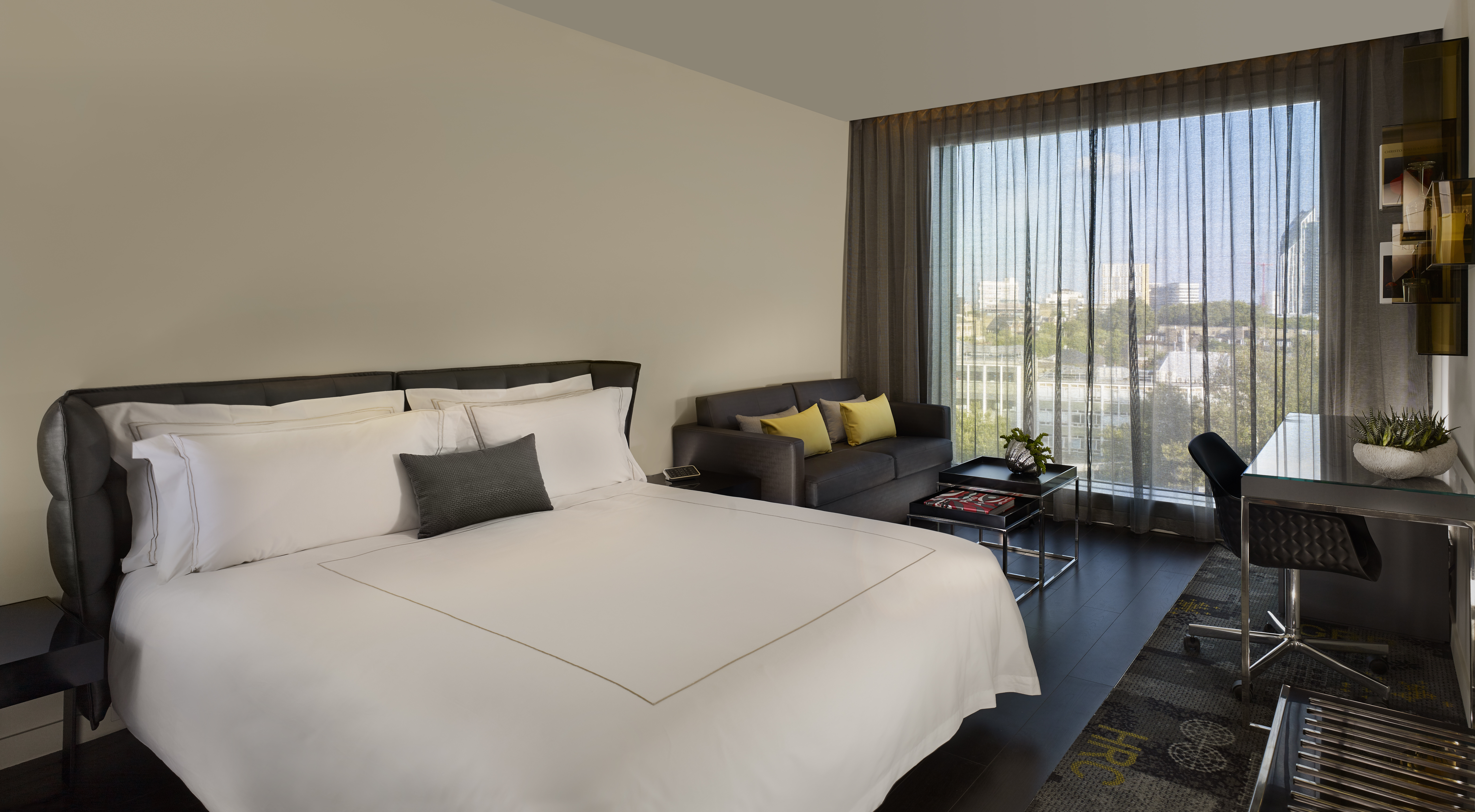EXECUTIVE, DOUBLE BED