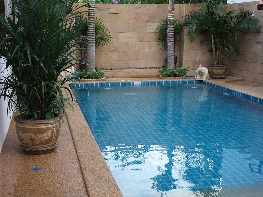Kata Noi Resort 45/49