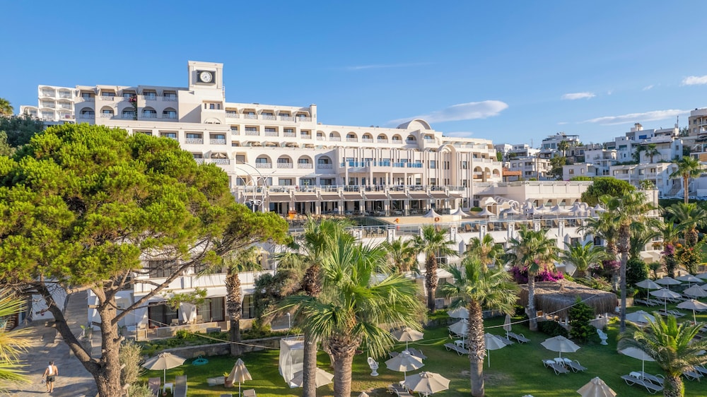 Azka Hotel 4/78