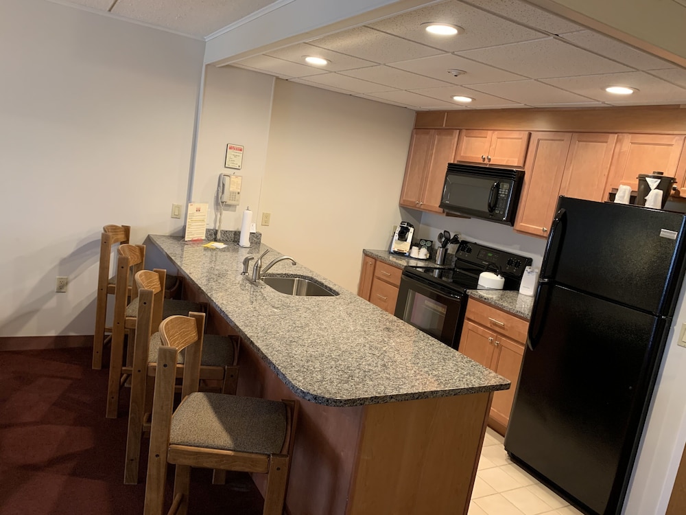 Fireside Inn and Suites Gilford 44/54