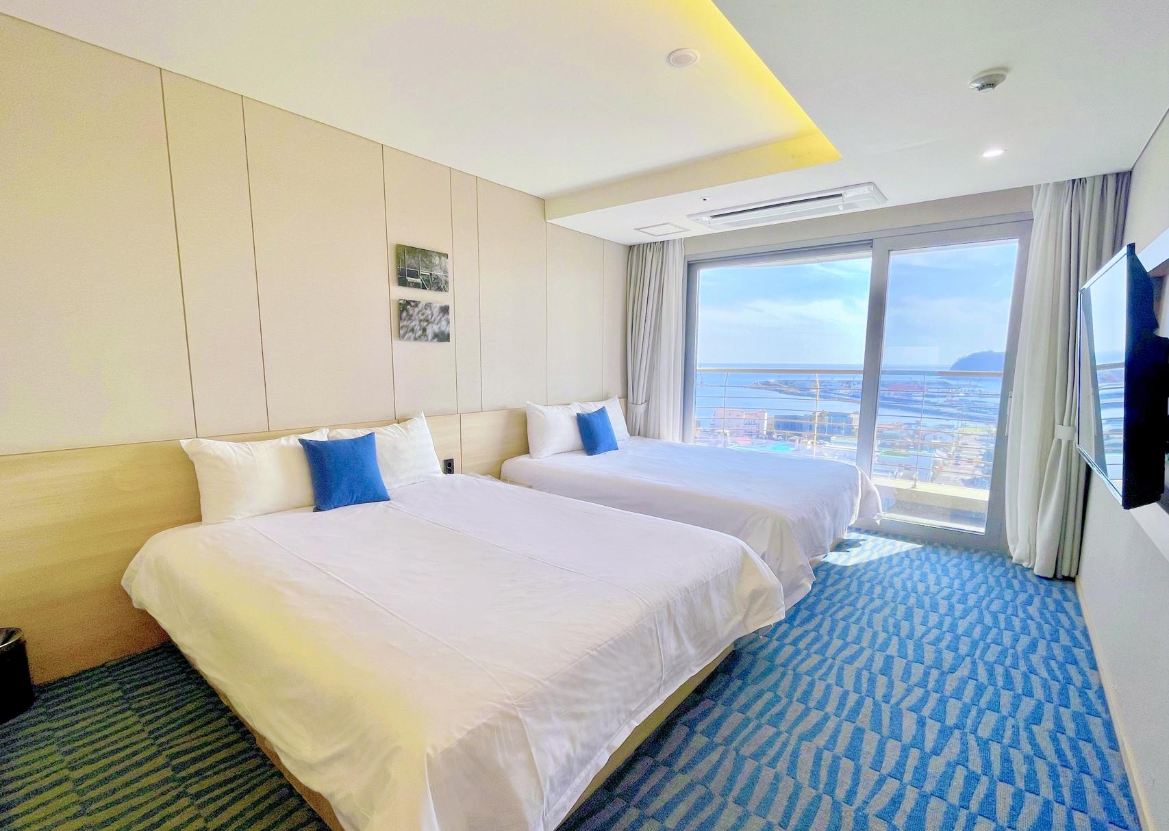 Ocean, Executive, Family, 2 Double Beds