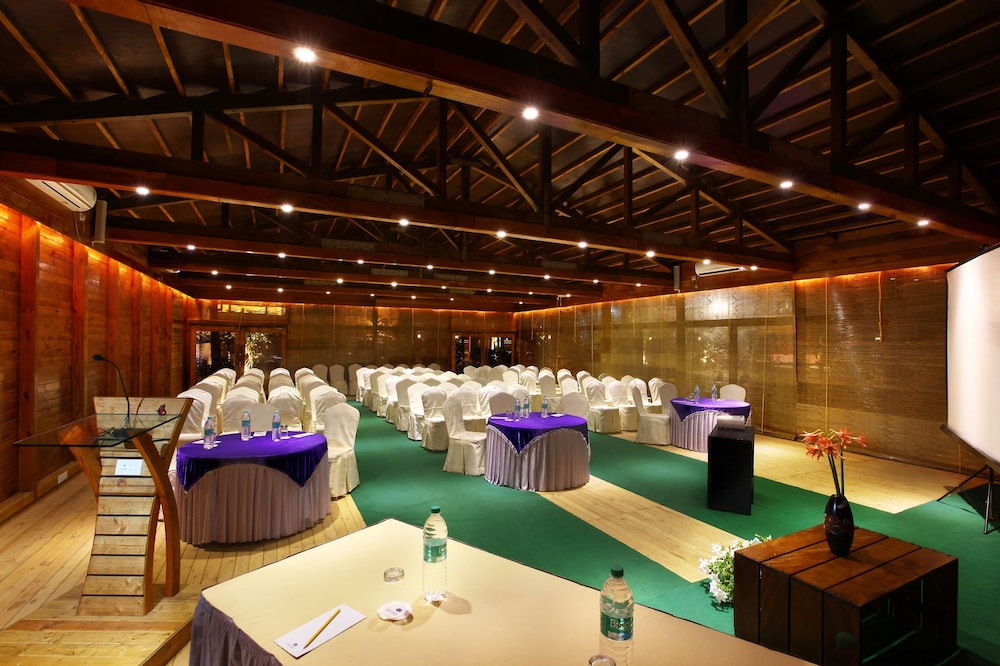 Hotel Sinclairs Bayview Port Blair 32/50
